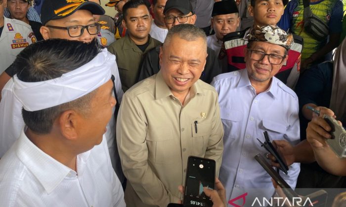 Menhub mengimbau hentikan sementara tradisi sapu koin Pantura saat mudik