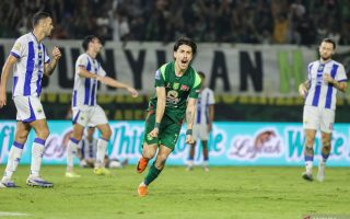 Persebaya Surabaya diimbangi Persib Bandung 2-2