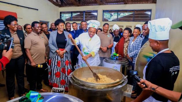 Tanzanian School Launches Energy Club to Promote Clean Cooking