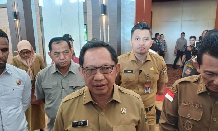 Mendagri: Pemda harus melindungi anak dari dampak negatif sistem elektronik