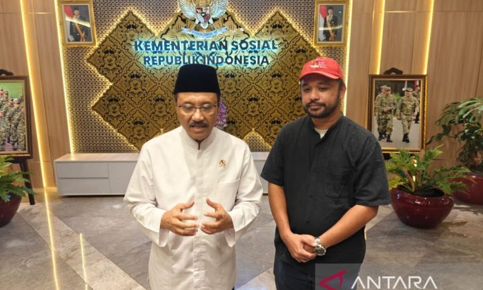 Mensos.menegaskan alon siswa Sekolah Rakyat harus persetujuan kepala daerah