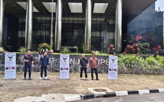 MAKI mendukung KPK lebih berprestasi lagi dan menjaga perasaan rakyat