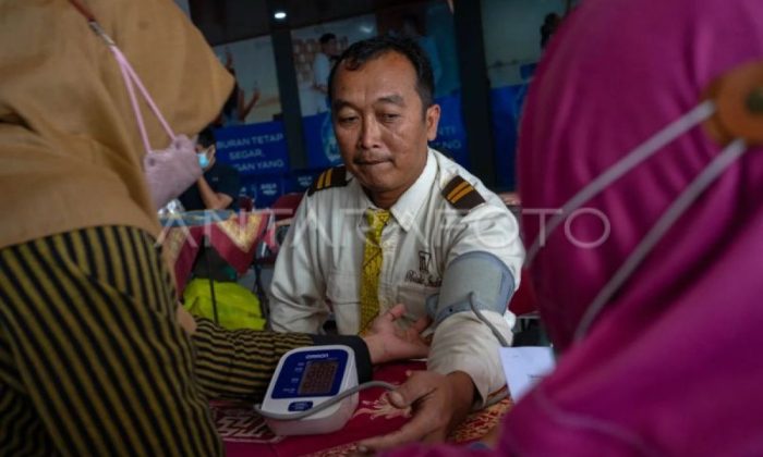 Puluhan sopir bus di Terminal Giwangan menjalani tes urine