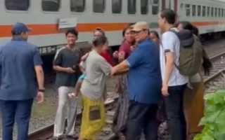 Prabowo tinjau bJogjajateng.comn rel Senen, siapkan hunian layak