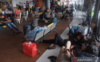 MUI mengimbau umat menunggu hasil sidang isbat soal penetapan Idul Fitri