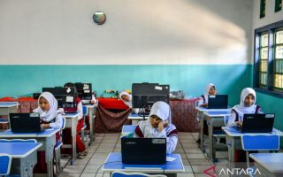Kemendikdasmen siap menggelar TKA SD-SMP pada April 2026