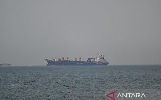 1,67 juta ton minyak tujuan India tertahan di Selat Hormuz