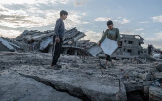 World News in Brief: Gaza crossings closed, fighting in Sudan continues, Afghanistan quake victims