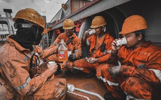 ‘No precedent’ for seafarers caught in war zone in post-WW2 era