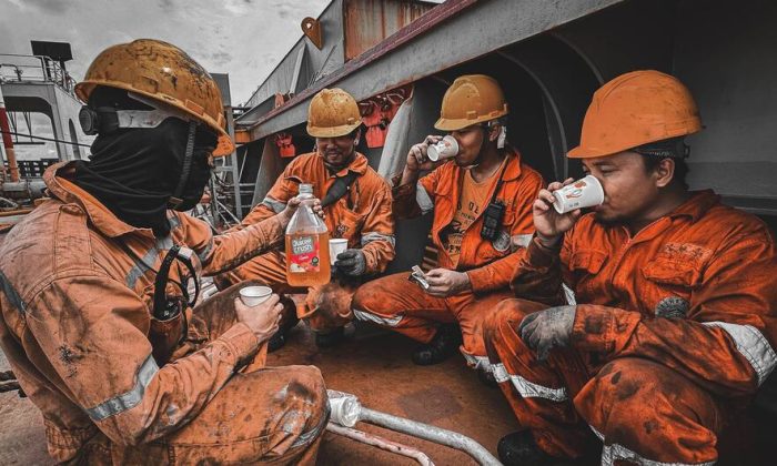 ‘No precedent’ for seafarers caught in war zone in post-WW2 era