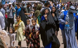 World News in Brief: Afghan-Pakistan border clashes latest, murder of Iraqi women’s rights activist condemned, Chile leprosy milestone
