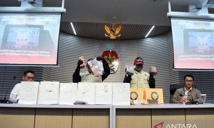 KPK mengingatkan kepala daerah tidak wajib memberi THR ke pihak eksternal
