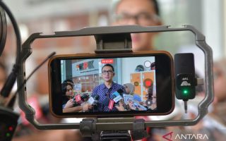 KPK umumkan OTT Bupati Pekalongan Fadia Arafiq terkait outsourcing