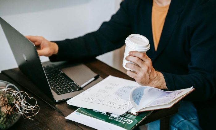 Lima kiat agar konektivitas tetap lancar saat jalani WFH