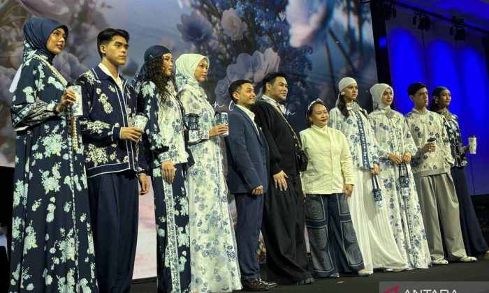 Ivan Gunawan hadirkan koleksi busana Lebaran
