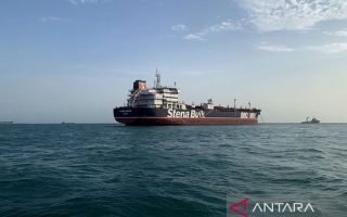 Iran kaji pungutan untuk kapal yang melintas di Selat Hormuz