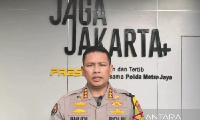Polisi tangkap penipu yang mengaku pegawai KPK