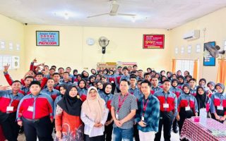 Student League Alfamidi jaring siswa SMK kreatif dan inovatif dunia ritel