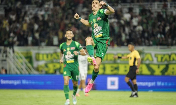 Persebaya menang tipis 1-0 atas Persita