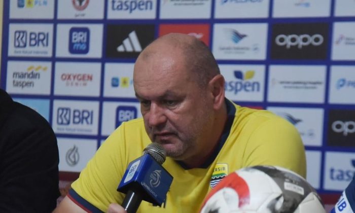 Respons Bojan Hodak Usai Persib Remontada Bhayangkara FC