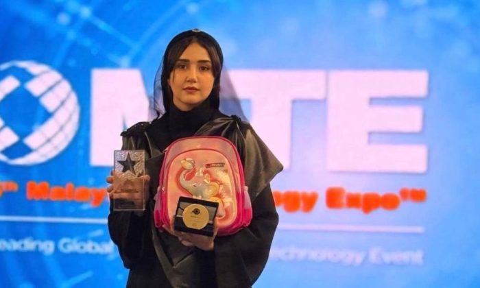 Gadis Iran Menang Olimpiade di Malaysia Dedikasikan Medali Emas Untuk Siswa Korban Serangan Minab