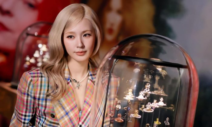Miyeon (G)I-DLE Jadi Sorotan di Pembukaan Pameran Vivienne Westwood Macau