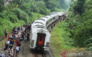Perjalanan KA di wilayah KAI Daop 6 dialihkan