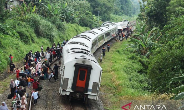 Perjalanan KA di wilayah KAI Daop 6 dialihkan