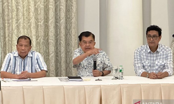 Jusuf Kalla mempertimbangkan langkah hukum usai dilaporkan ke polisi