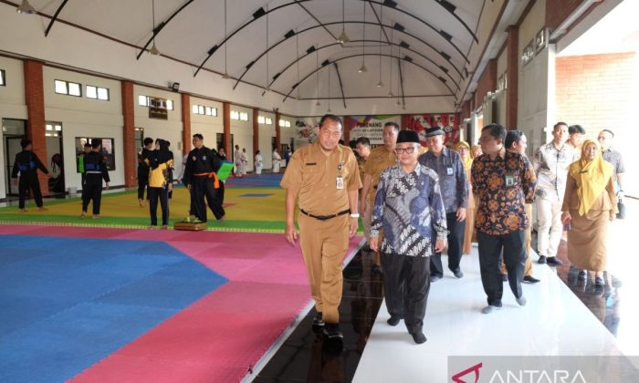 kembangkan sekolah berbasis olahraga di Indonesia