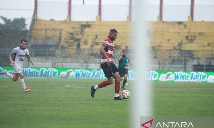 Madura United kalahkan Persik Kediri 2-1