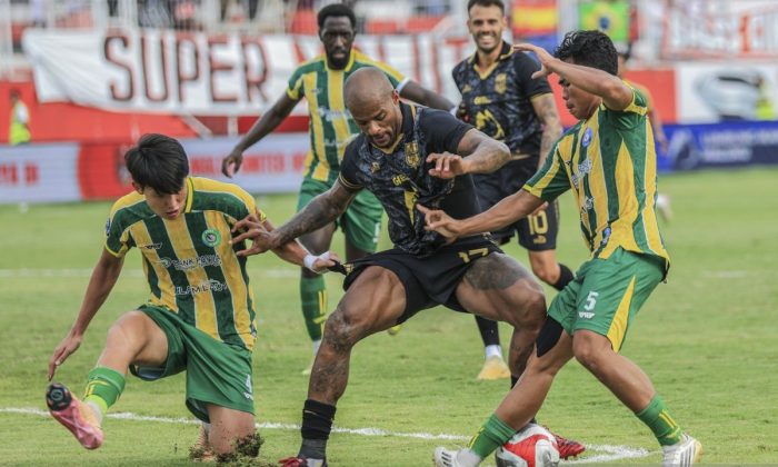 Malut United menggilas PSBS Biak 7-0