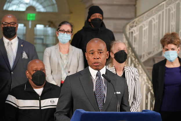 New York City Cracks Down on Homeless People Cluttering Streets & Subways