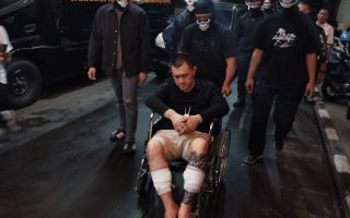 Buron kasus narkoba "The Doctor" tiba di Bareskrim untuk diperiksa