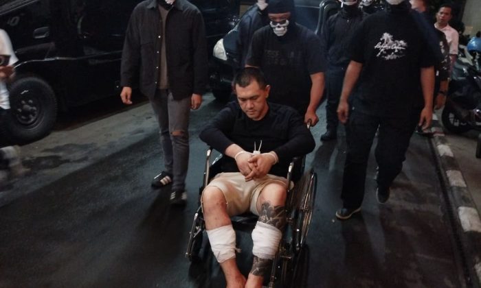 Buron kasus narkoba "The Doctor" tiba di Bareskrim untuk diperiksa