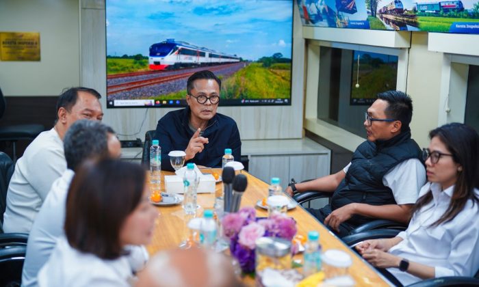 Kepala BP BUMN pastikan layanan kereta api aman dan nyaman