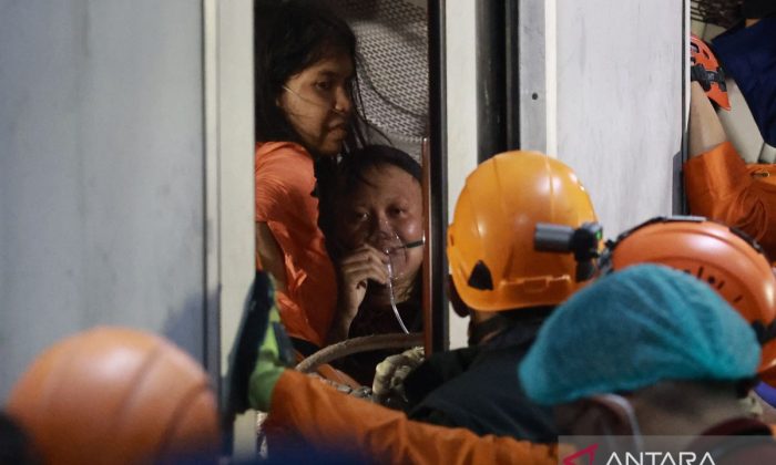Menhub pastikan percepatan evakuasi tabrakan kereta di Bekasi