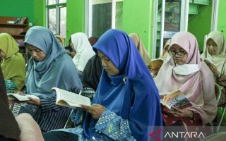 Bedah buku dorong literasi