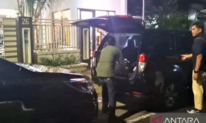 KPK geledah rumah Kepala Diskominfo Kota Madiun