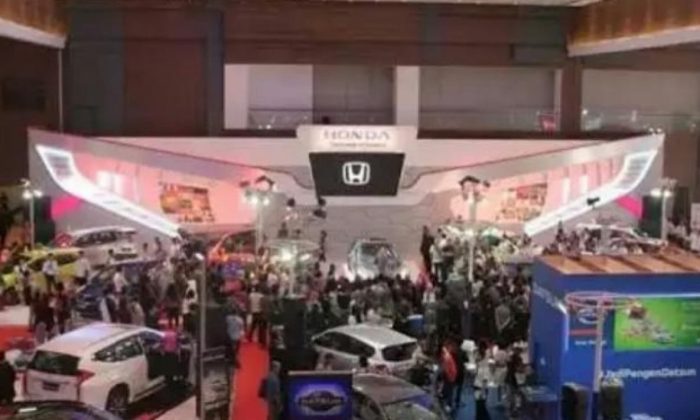 Pembeli Mobil Kredit Disebut Paling Rentan Saat Rupiah Melemah
