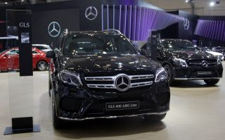 BMW vs Mercedes-Benz: Lebih Laku Mana di Indonesia?