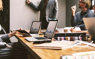 Jangan Panik Digantikan AI, 5 Skill Ini Masih Dicari Perusahaan