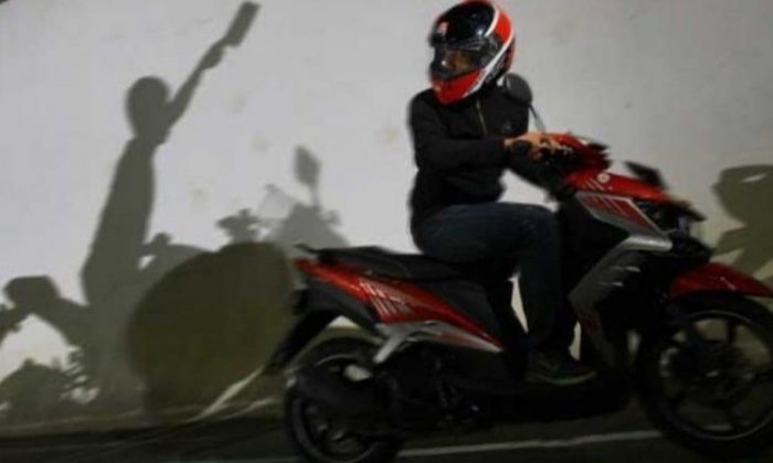 2 Begal yang Sikat Kurir JNE di Bandung Saat Neduh Hujan Ditangkap! 2 Lainnya Masih Buron Bawa Motor dan Paket