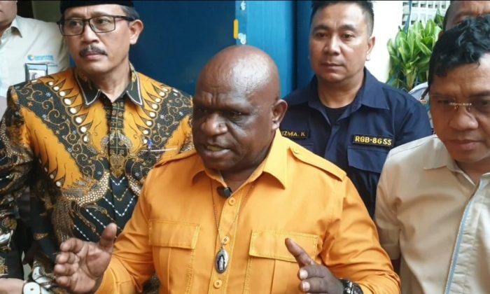 Menteri Pigai Respons Polemik Pelarangan Nobar Film 'Pesta Babi': Harus Keputusan Pengadilan