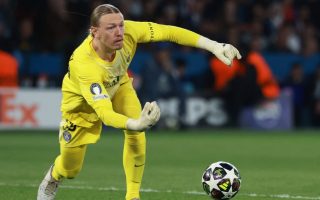 Duh, Kiper PSG Dijanjikan 'Malam Panas' oleh Aktris Film Dewasa Jika Kalahkan Arsenal