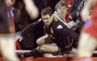 Kisah Legendaris: Jarang Diketahui, Istri Alex Ferguson adalah Penyelamat Eric Cantona
