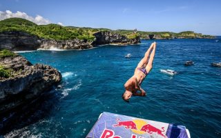Bali Jadi Sorotan Dunia usai Sukses Gelar Red Bull Cliff Diving 2026 di Nusa Penida