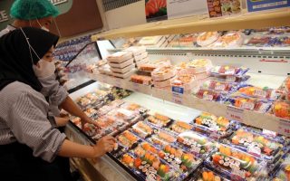 Banyak yang Gak Sadar, Ada Spot Makan Jepang Baru Tersembunyi di Dalam Supermarket