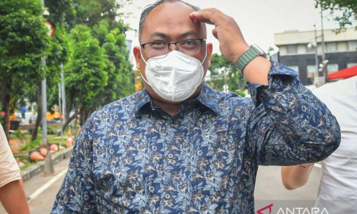 KPK sita ratusan juta dari Staf Ahli Menhub era Budi Karya dan Dudy