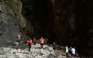 Tim SAR gabungan mencari lansia hilang di Hutan Selorejo Gunungkidul